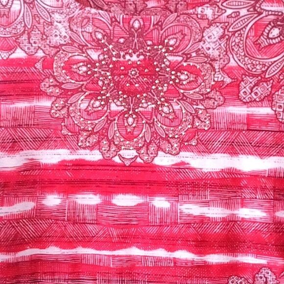 One world WOMEN'S TOP - Picture 2 of 4